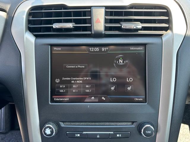 Photo of 2016 Magnetic Ford Fusion