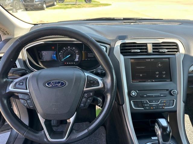 Photo of 2016 Magnetic Ford Fusion