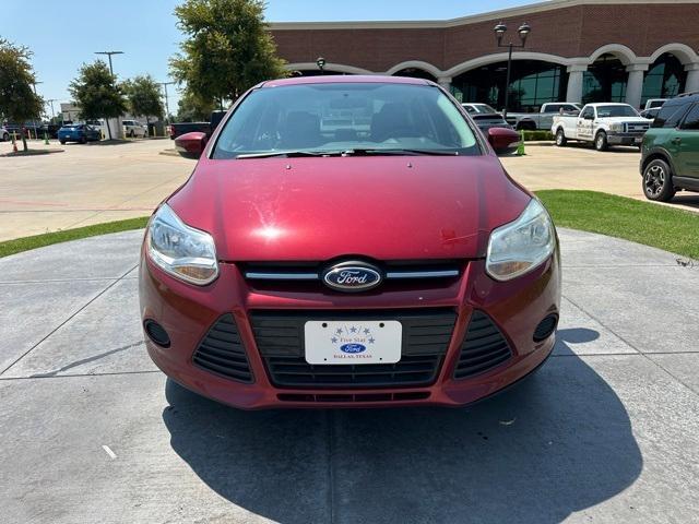 Photo of 2013 Ruby Red Metallic Ford Focus