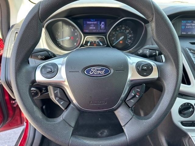 Photo of 2013 Ruby Red Metallic Ford Focus