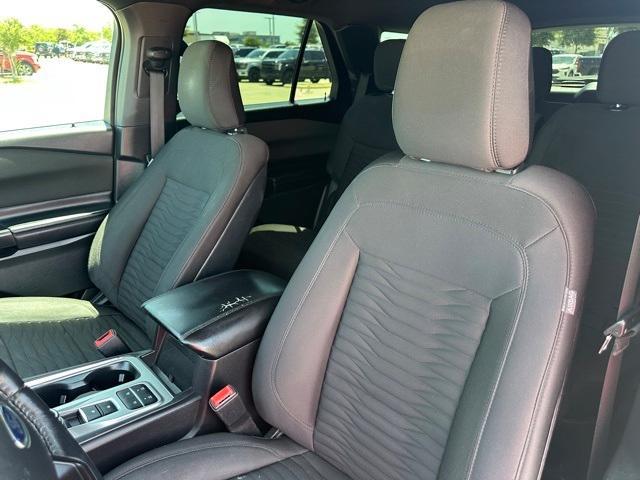 Photo of 2020 Iconic Silver Metallic Ford Explorer