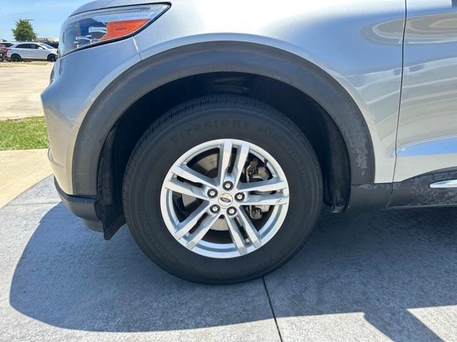 Photo of 2020 Iconic Silver Metallic Ford Explorer
