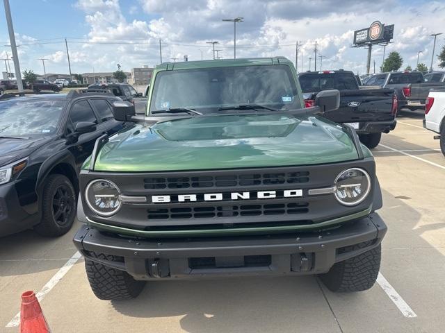 Photo of 2022 Green Ford Bronco