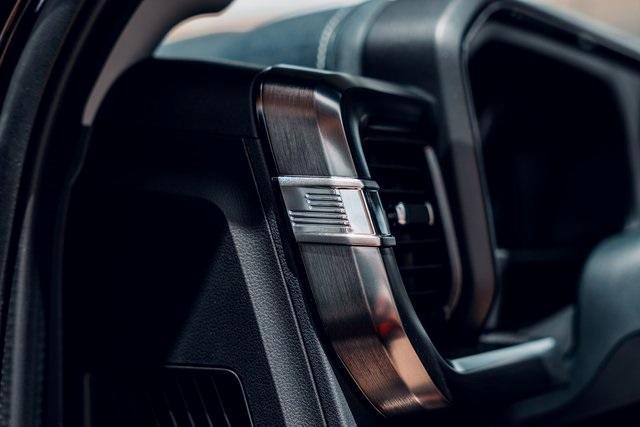 Photo of 2025 Agate Black Metallic Ford F-250