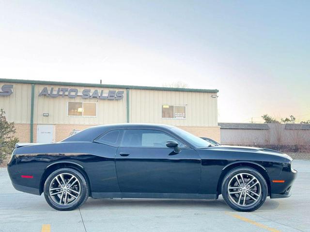 Photo of 2019 Pitch Black Clearcoat Dodge Challenger