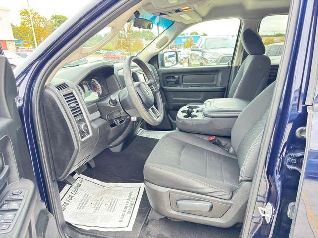 Photo of 2019 True Blue Pearlcoat RAM 1500