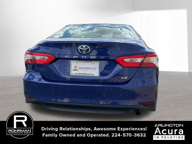 Photo of 2018 Blue Crush Metallic Toyota Camry