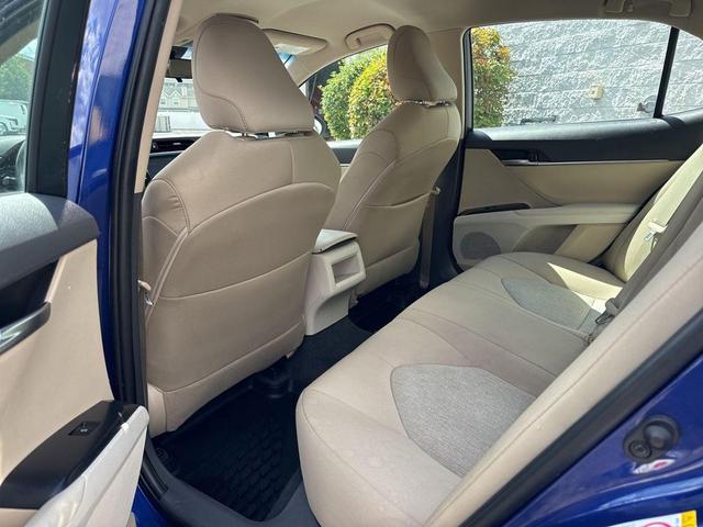 Photo of 2018 Blue Crush Metallic Toyota Camry