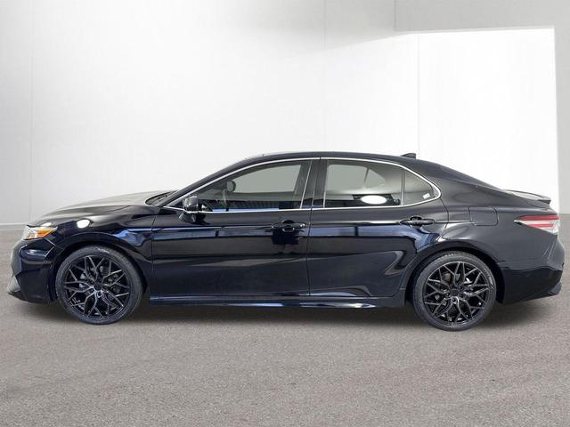 Photo of 2018 Black Toyota Camry
