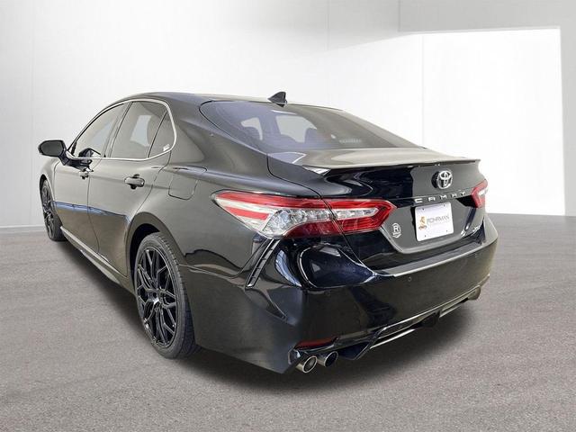 Photo of 2018 Black Toyota Camry