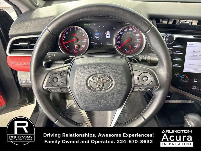 Photo of 2018 Black Toyota Camry