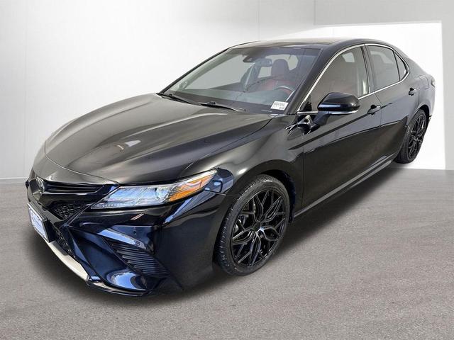 Photo of 2018 Black Toyota Camry