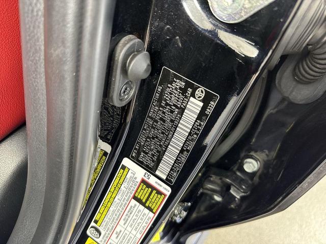 Photo of 2018 Black Toyota Camry