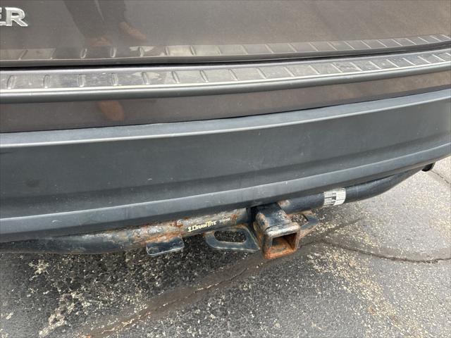 Photo of 2018 Predawn Gray Mica Toyota Highlander