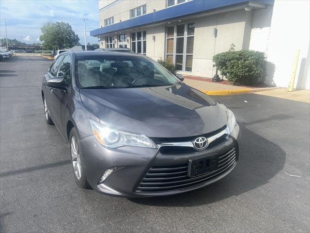 Photo of 2017 Predawn Gray Mica Toyota Camry
