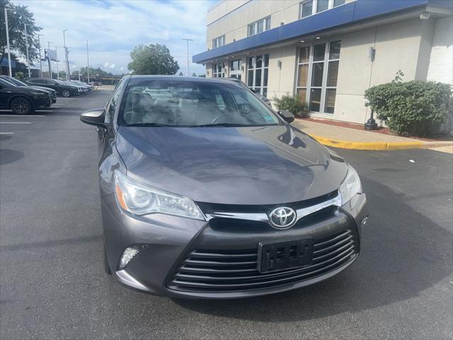 Photo of 2017 Predawn Gray Mica Toyota Camry