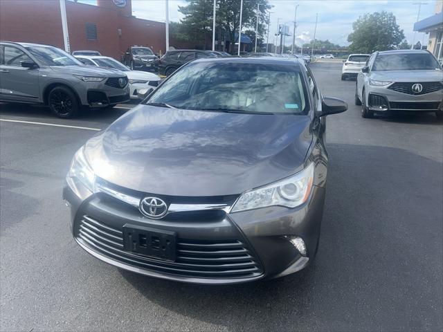 Photo of 2017 Predawn Gray Mica Toyota Camry