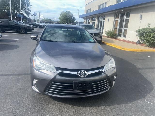 Photo of 2017 Predawn Gray Mica Toyota Camry