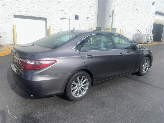 Photo of 2017 Predawn Gray Mica Toyota Camry