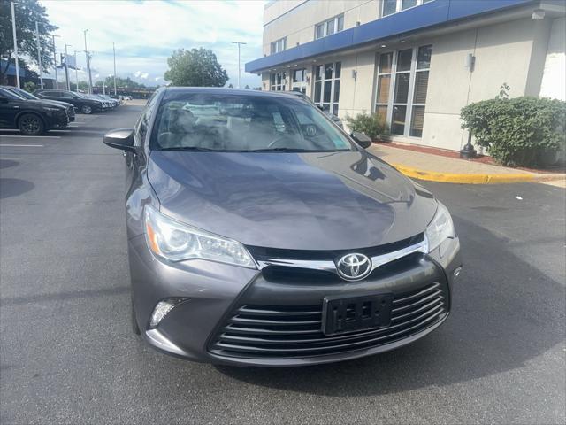 Photo of 2017 Predawn Gray Mica Toyota Camry