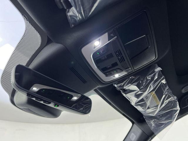 Photo of 2025 Apex Blue Pearl Acura MDX
