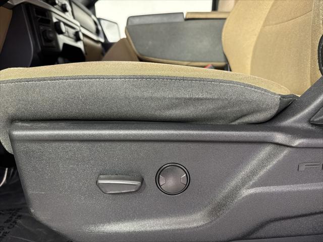 Photo of 2023 Black Metallic Ford F-150