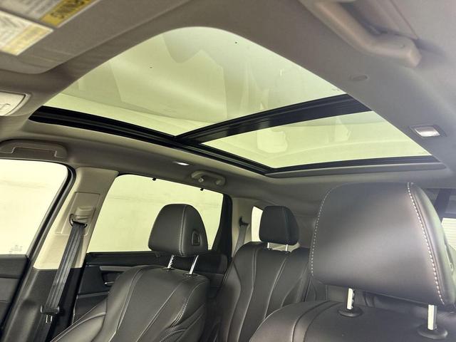 Photo of 2024 Platinum White Pearl Acura MDX
