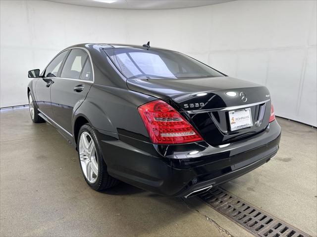 Photo of 2012 Black Mercedes-Benz S-Class