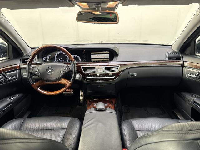 Photo of 2012 Black Mercedes-Benz S-Class
