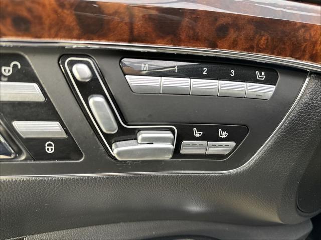 Photo of 2012 Black Mercedes-Benz S-Class