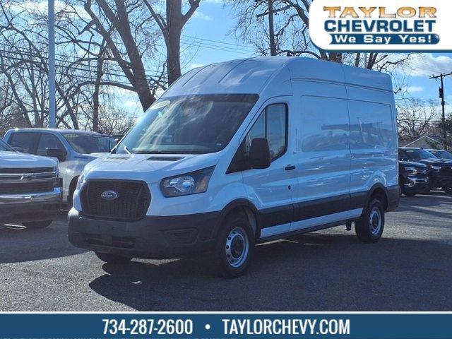 2023 Ford Transit-250