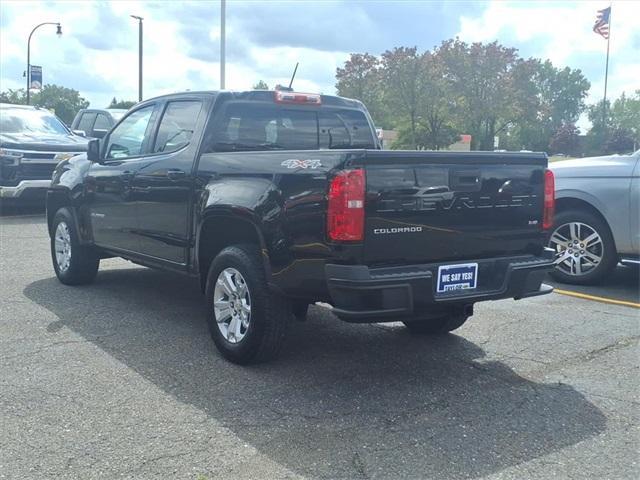 Photo of 2022 Black Chevrolet Colorado