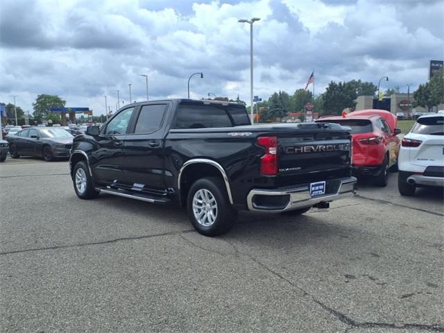 Photo of 2021 Black Chevrolet Silverado 1500