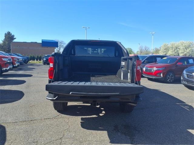 Photo of 2021 Black Chevrolet Silverado 1500
