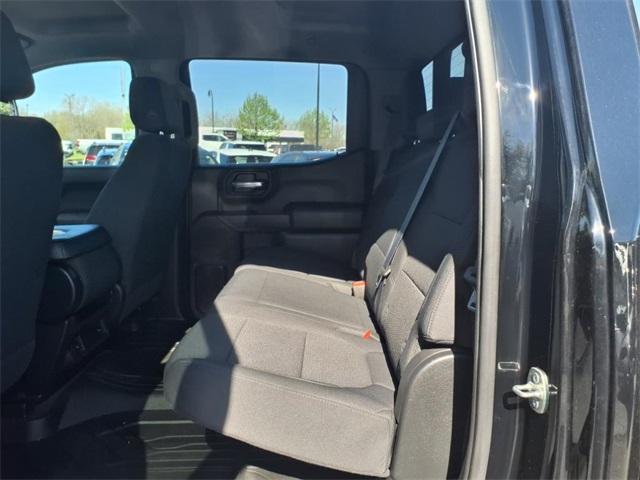 Photo of 2021 Black Chevrolet Silverado 1500