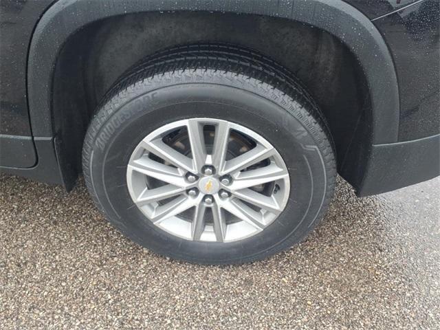 Photo of 2022 Mosaic Black Metallic Chevrolet Traverse