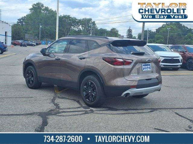 Photo of 2019 Oakwood Metallc Chevrolet Blazer