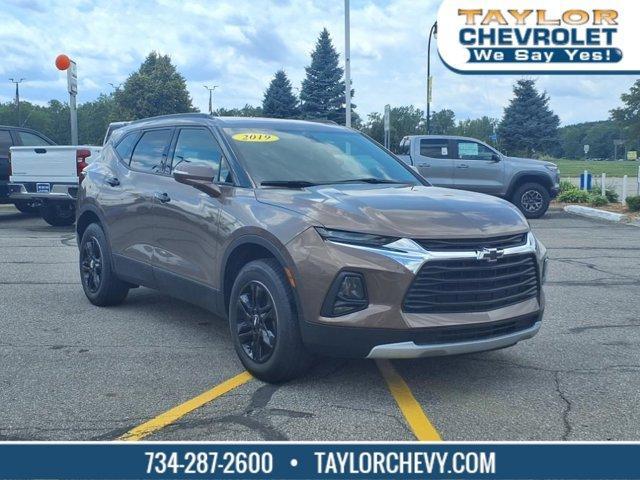 Photo of 2019 Oakwood Metallc Chevrolet Blazer