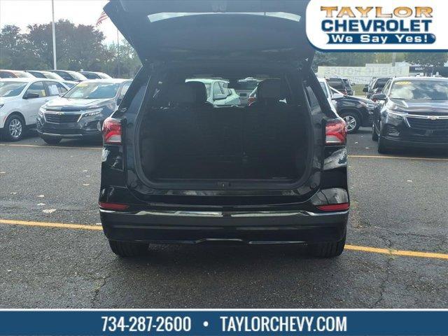 Photo of 2023 Mosaic Black Metallic Chevrolet Equinox