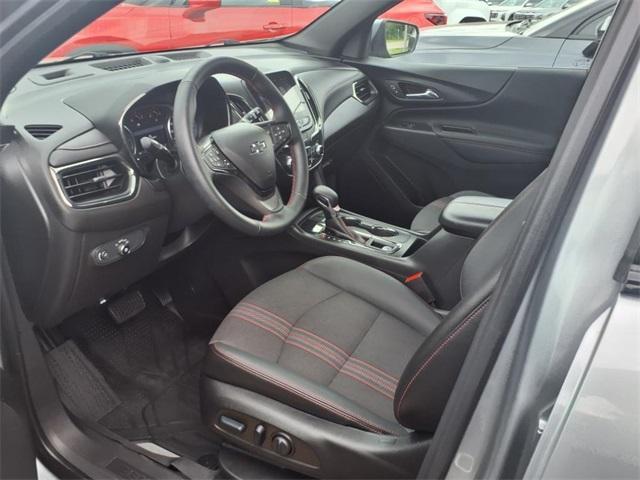 Photo of 2023 Sterling Gray Metallic Chevrolet Equinox