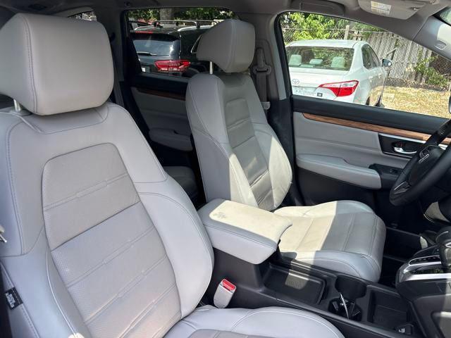 Photo of 2018 Gray Honda CR-V