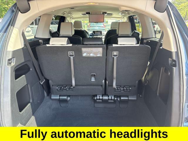 Photo of 2025 Smoke Blue Pearl Honda Odyssey