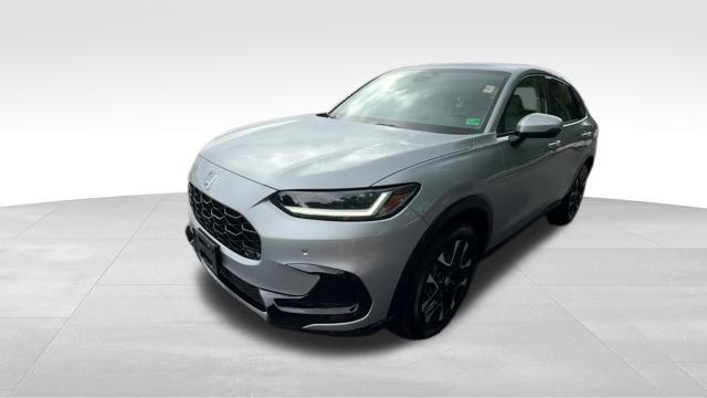 Photo of 2026 Solar Silver Metallic Honda HR-V