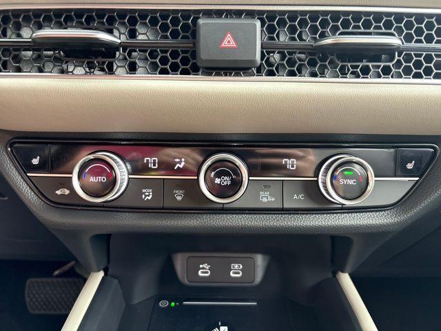 Photo of 2026 Solar Silver Metallic Honda HR-V