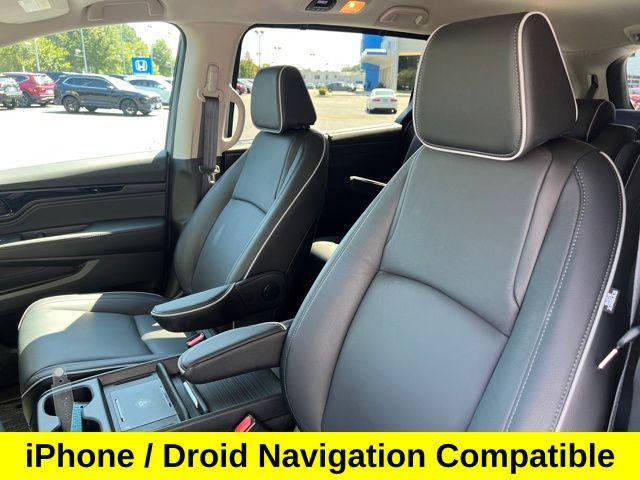 Photo of 2025 Sonic Gray Pearl Honda Odyssey