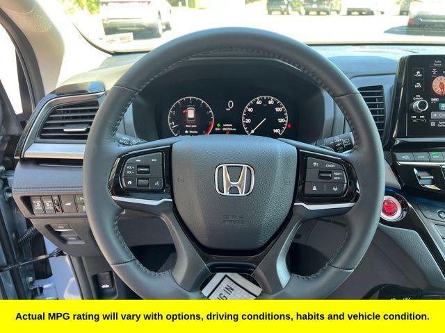 Photo of 2025 Sonic Gray Pearl Honda Odyssey