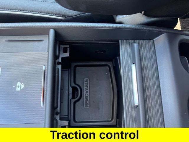 Photo of 2025 Sonic Gray Pearl Honda Odyssey