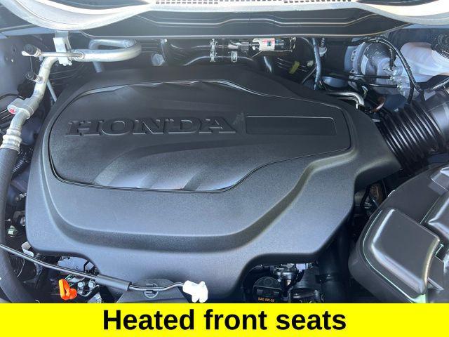Photo of 2025 Sonic Gray Pearl Honda Odyssey