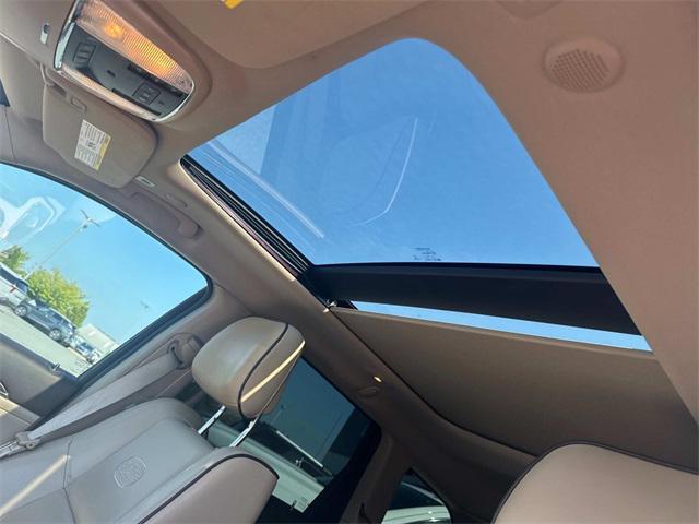 Photo of 2019 Ivory 3-Coat Jeep Grand Cherokee