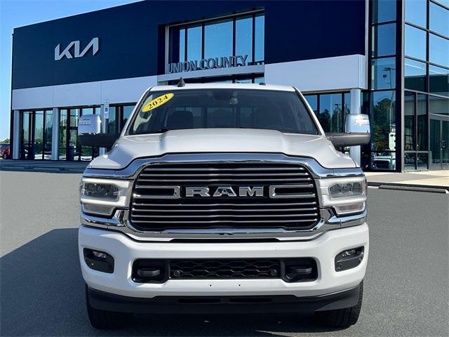 Photo of 2024 Bright White Clearcoat RAM 2500